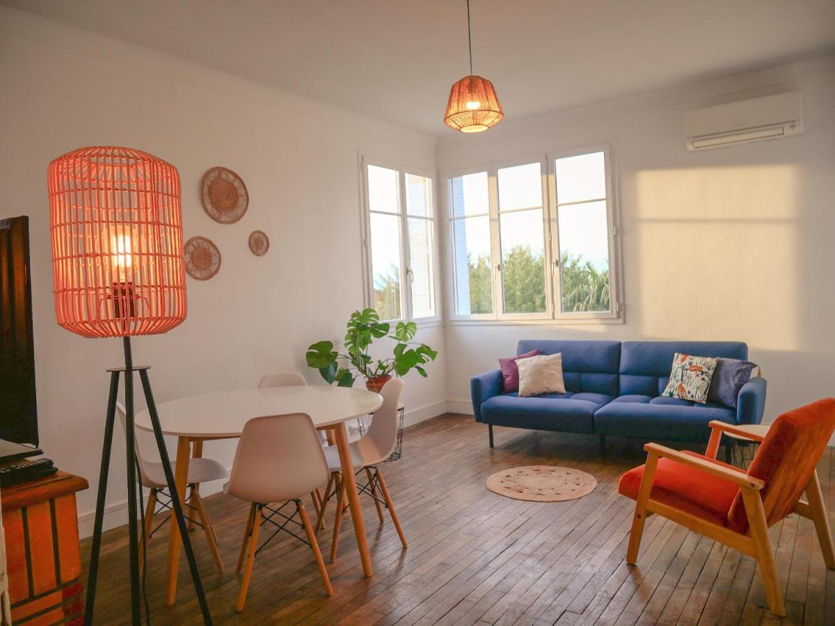 Balcon Du Champ De Mars - #Parking #Air Conditioner #Clim อองกูแลม ภายนอก รูปภาพ